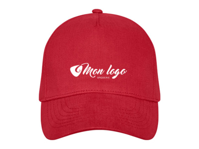 casquette rouge brodée